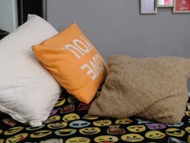 Скріншоти передачі ArianaRoberts