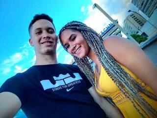 Еротичний відеочат ArthurandAlix