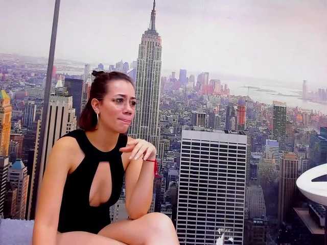 Фотографії ArwenKashniko ♥♥Reach the GOAL to see mee full naked♥♥ || #petite #latin #sexy #ass #new
