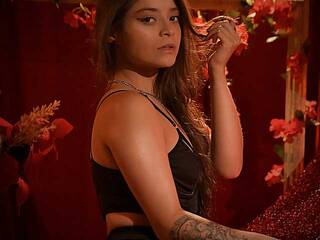 Еротичний відеочат AryaLovejoy