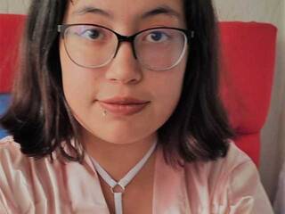 Еротичний відеочат asheboobs