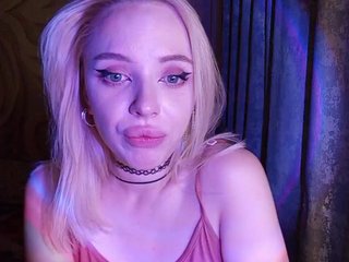 Еротичний відеочат skarlett_goddess