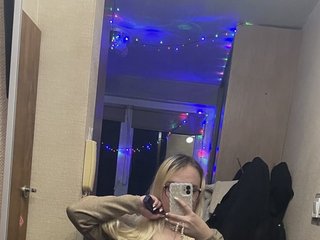 Еротичний відеочат AvaDollz