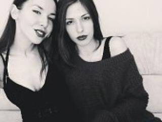 Еротичний відеочат avengergirl