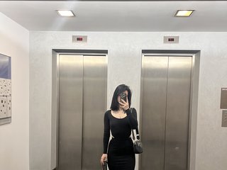 Еротичний відеочат Aventadora