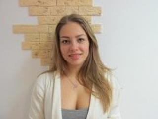 Еротичний відеочат averill