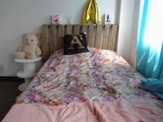 Скріншоти передачі AvyRose