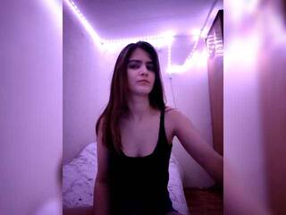 Еротичний відеочат MoonSura