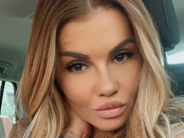 Фото профілю Azaleeax