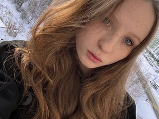 Еротичний відеочат b4by-Emilia