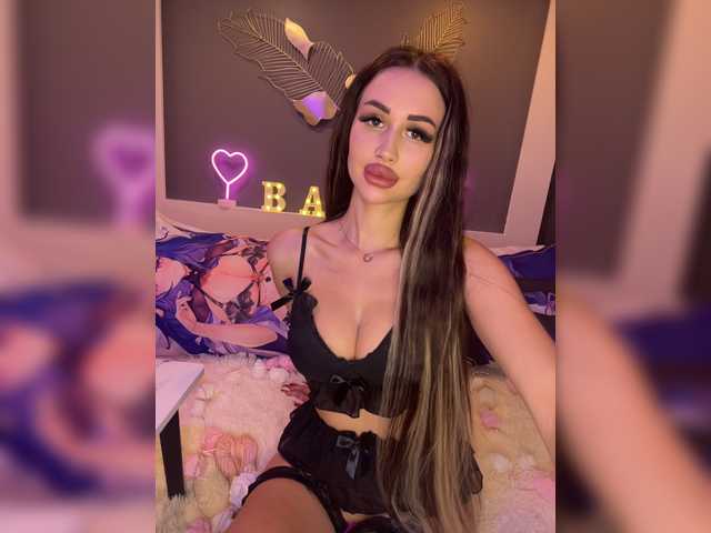 Скріншоти передачі Babyoumilk