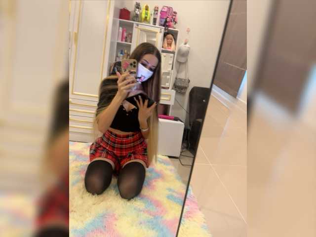 Скріншоти передачі Babyoumilk