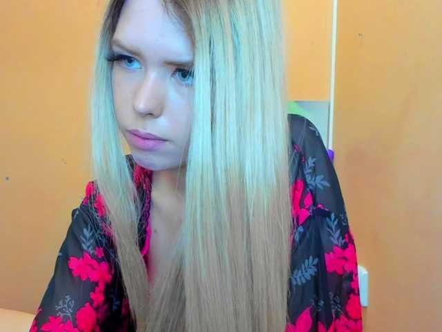 Фотографії BarbieMuffy Daddy's girl here! #18 #blond #teen #feet #mistress #dominant #ass #analshow