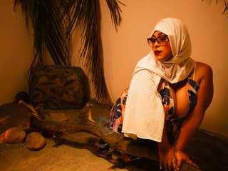 Еротичний відеочат BBWHijab