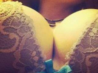 Еротичний відеочат bella333