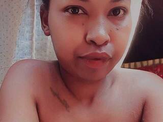 Еротичний відеочат bellahxo