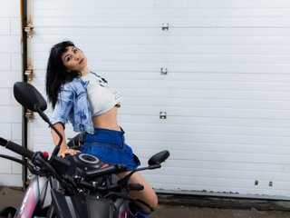 Еротичний відеочат Zara_Breid