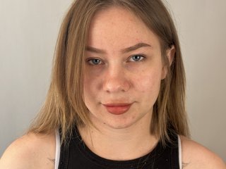 Еротичний відеочат BiancaDommel