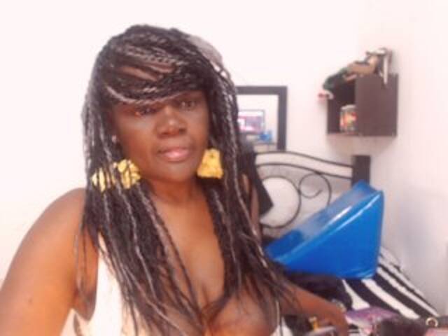 Скріншоти передачі BigBustyBlack