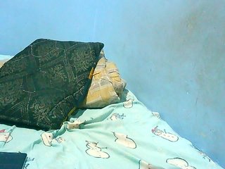 Еротичний відеочат bigebonyboobs