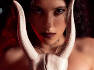 Еротичний відеочат blackdemonxxx