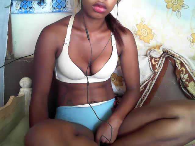 Фотографії Blackgirl19 sexy show with me!!young girl