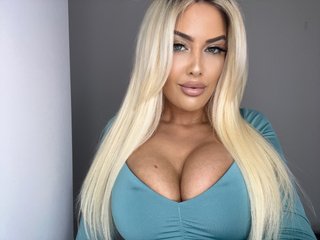 Еротичний відеочат BlancheSummer