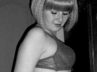 Еротичний відеочат blondikxxx