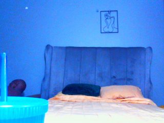 Еротичний відеочат PearBlu38