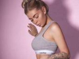 Еротичний відеочат bonyaboobs