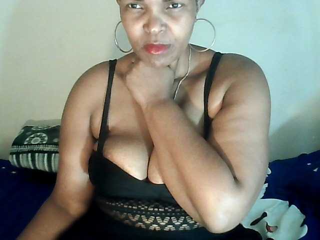 Скріншоти передачі Bootygorgeous