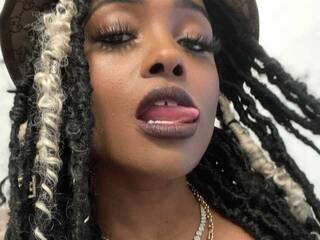 Еротичний відеочат bossybella