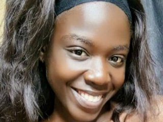 Еротичний відеочат Bratz22