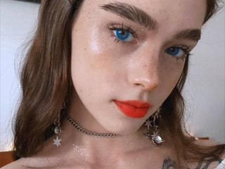 Еротичний відеочат BrokenDoll666