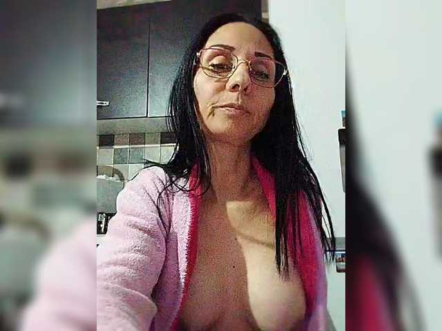 Скріншоти передачі Brunetasexy1