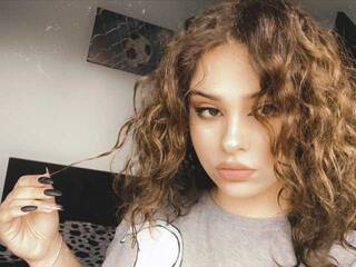 Еротичний відеочат bry-brianne