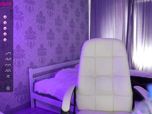 Скріншоти передачі taylor-bunny