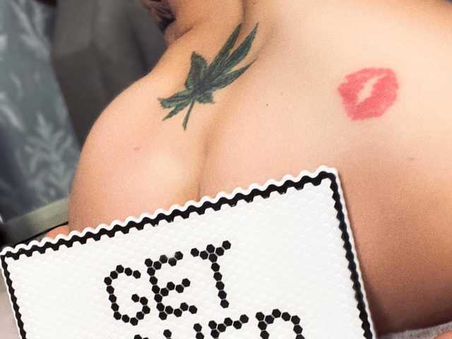 Фото профілю CallMeBadGirl