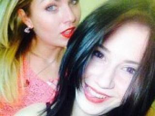 Еротичний відеочат camillydoll