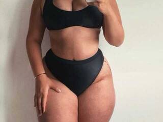 Еротичний відеочат candyjenner11