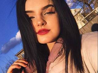 Еротичний відеочат CarenWillias