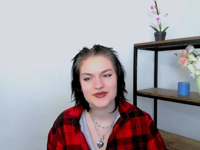 Скріншоти передачі CarlaCreazy