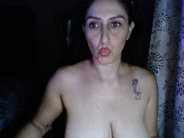Фотографії caro-mature new#mature#cum#squirt#latina#anal#pussy#bigtits#dirty#mommy#cute#feet#pvt#