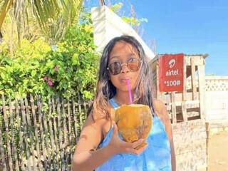 Еротичний відеочат Cassyah