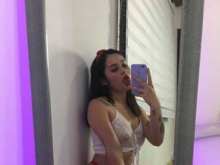 Еротичний відеочат charlotemonet