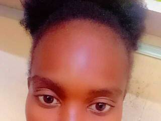 Еротичний відеочат Charmydol