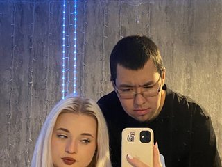 Еротичний відеочат CherriBlossoms