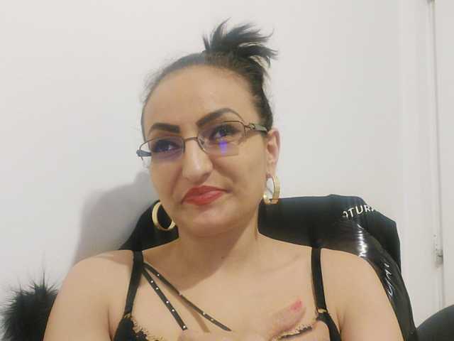 Скріншоти передачі CherryKatte