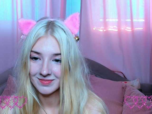 Фотографії ChloeBravo Dildo, deepthroat, anal here! Dont be shy♥