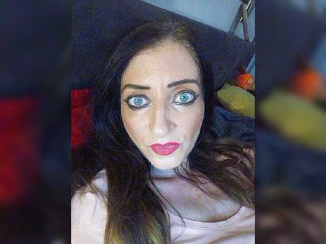 Скріншоти передачі ChristianaHot